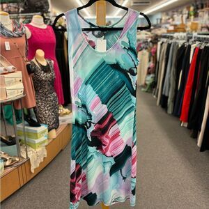 Fantazia New ladies M green and pink dress
